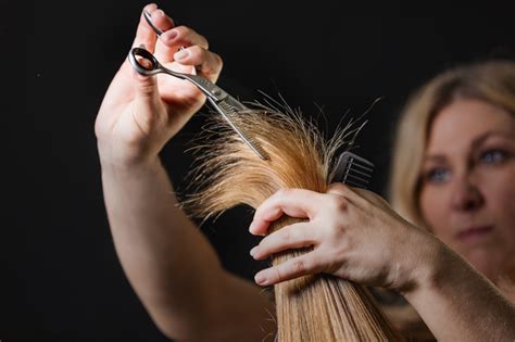 what variations are included in the art of haircutting